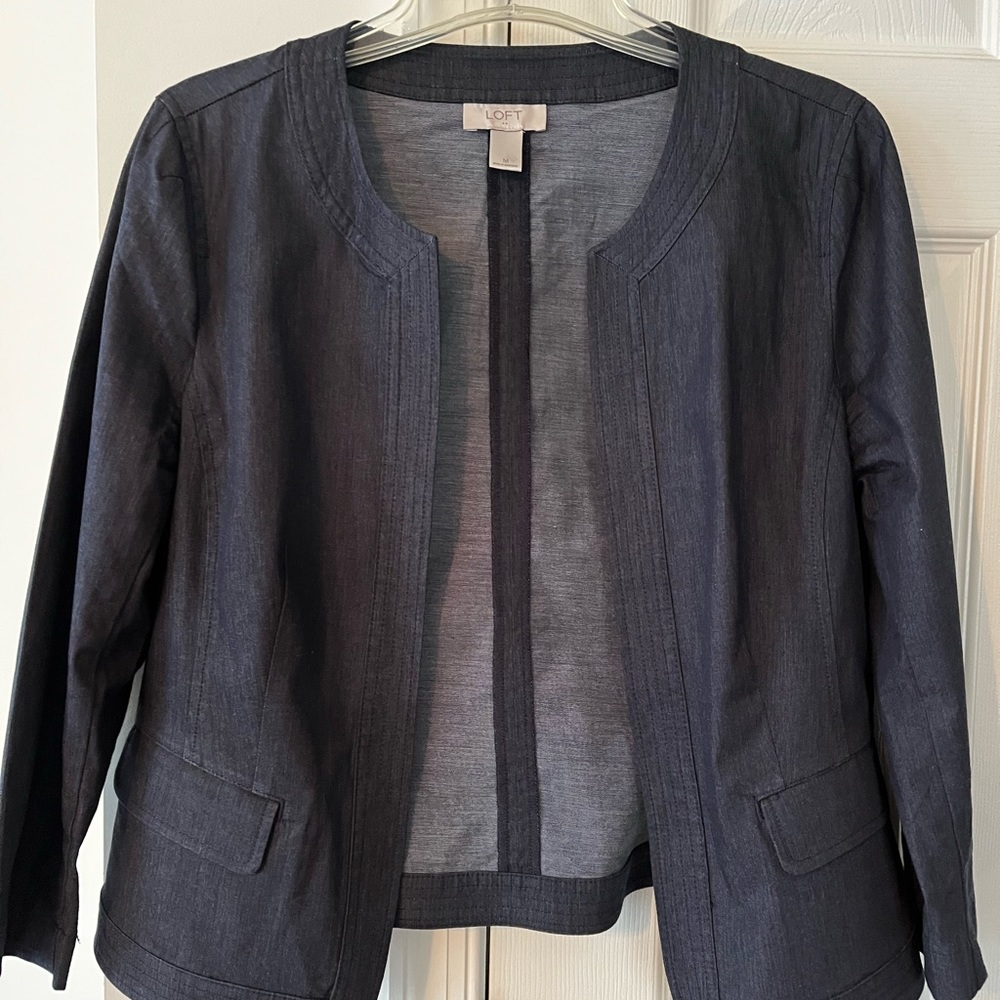 Light-weight blue jacket/blazer